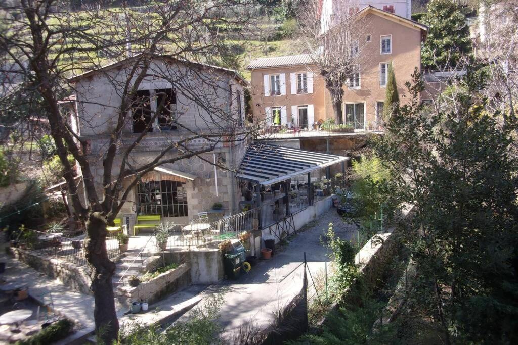 Nid Douillet Apartment *